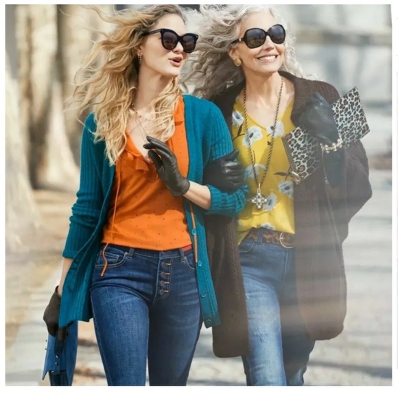 cabi NWOT Sprinkle Top, Soft Dot, SMALL, Fall 19 - Picture 5 of 5